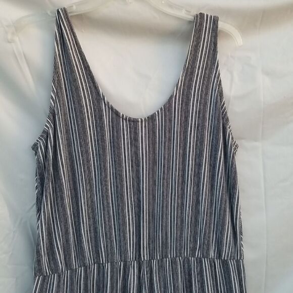 a.n.a Navy Deep Blue White Striped Cropped Jumpsuit 0x Pockets Sleeveless Plus - Picture 3 of 16